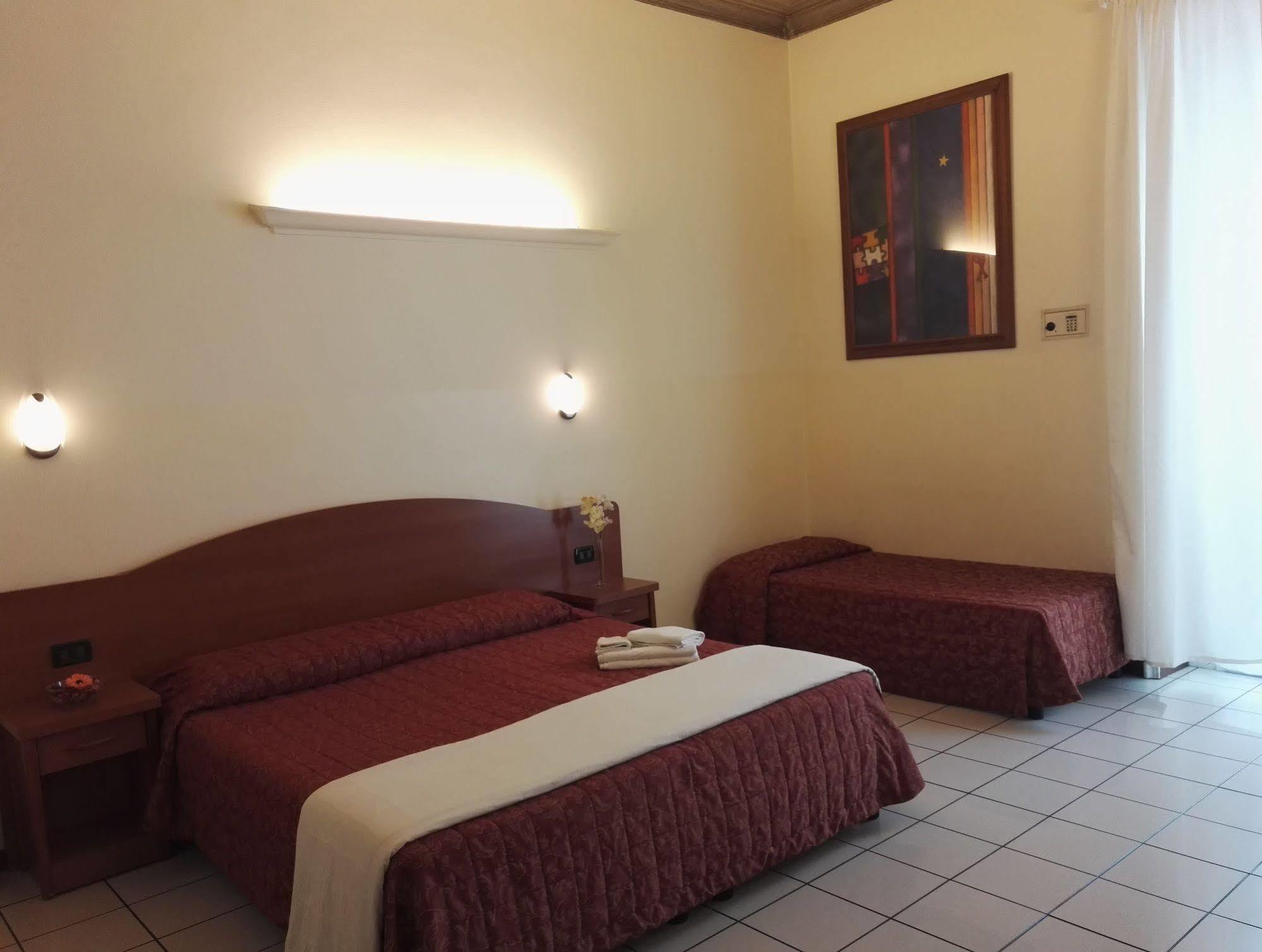 Soana City Rooms Génova Exterior foto